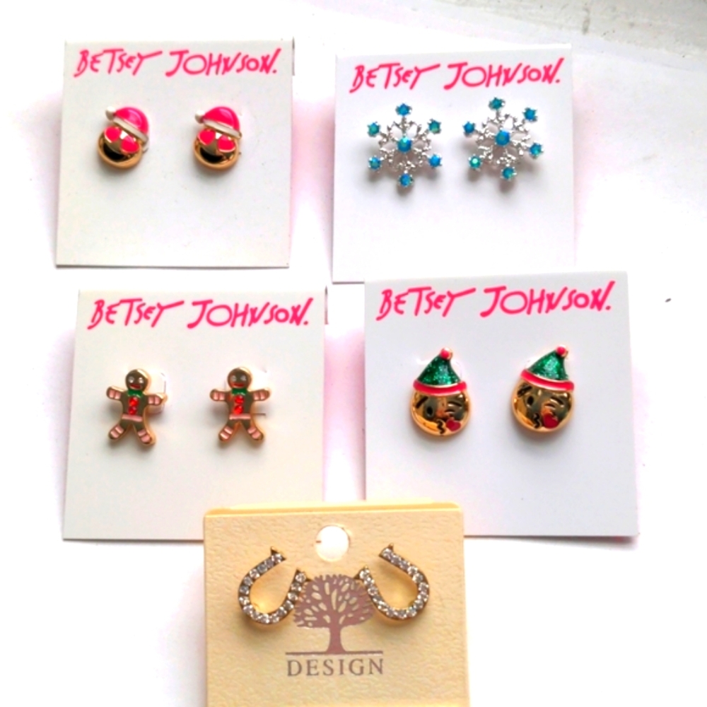 NWT 5 Pairs of stud earrings. 4 Pairs Of Betsey Johnson, 1 Macy's Horseshoe